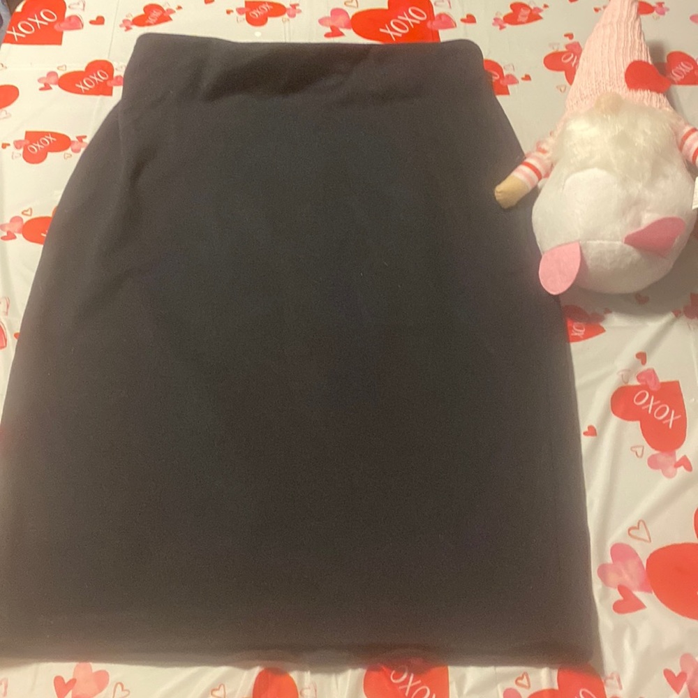 Black straight midi length philosophy skirt size 6